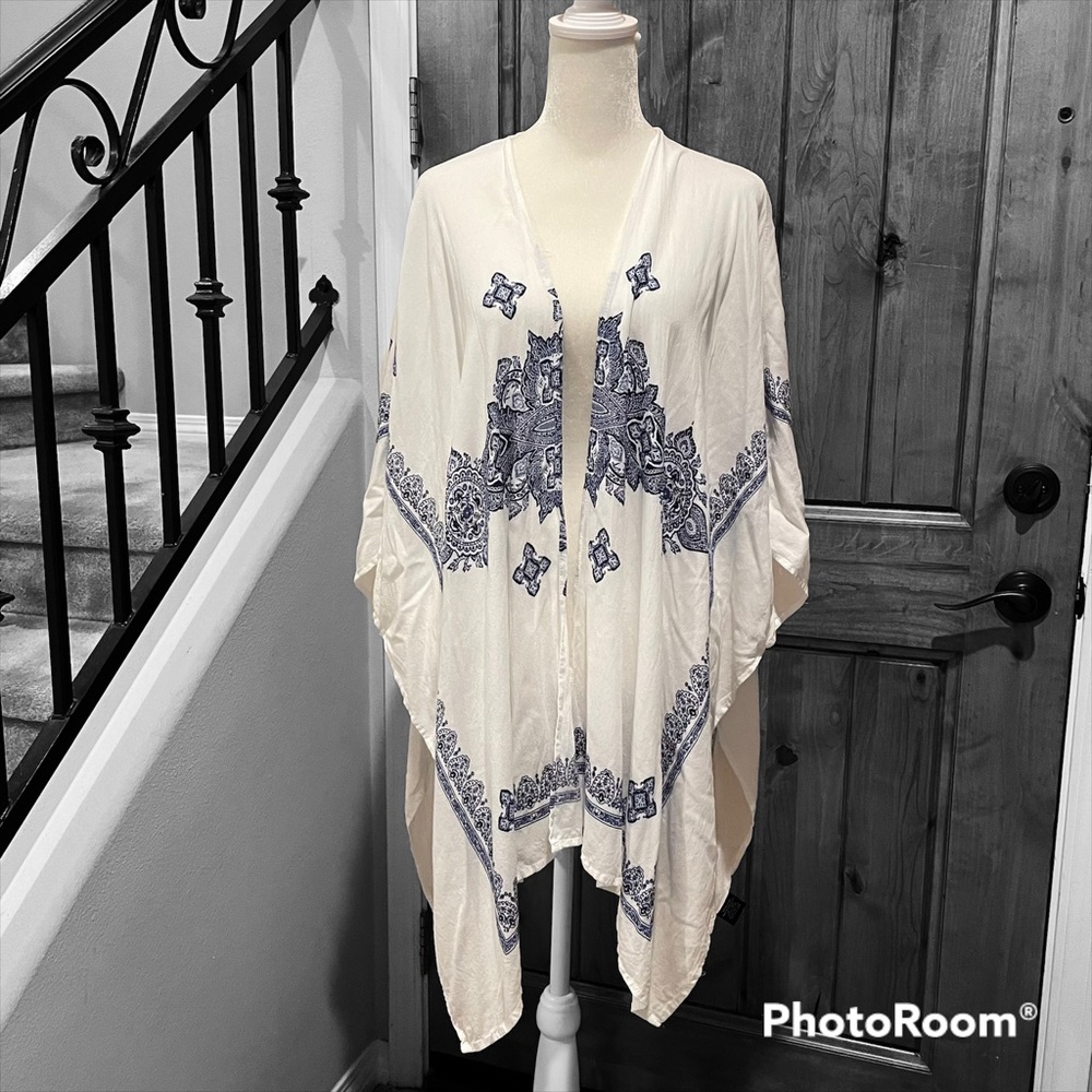J FOR JUSTIFY kimono wrap, versatile cover up, one size fits most